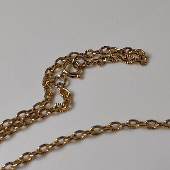 24.75 Inch Gold Tone Pendant Necklace - Picture 5 of 7